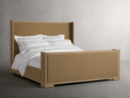 Darien Shelter Bed with High Footboard